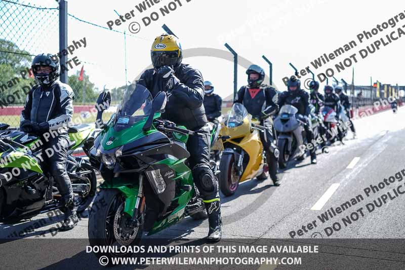 donington no limits trackday;donington park photographs;donington trackday photographs;no limits trackdays;peter wileman photography;trackday digital images;trackday photos